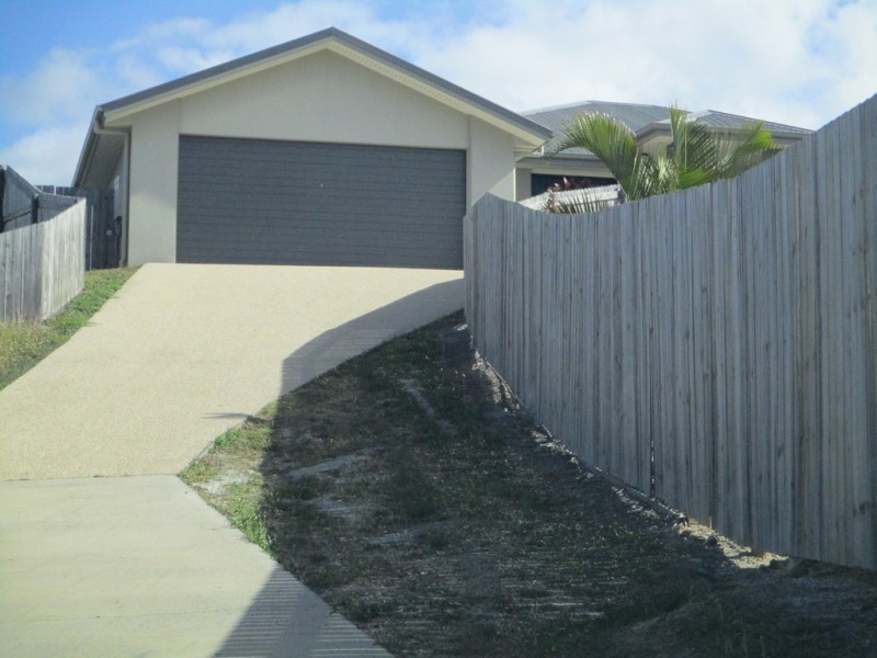 16 INGRA CL, Glen Eden QLD 4680