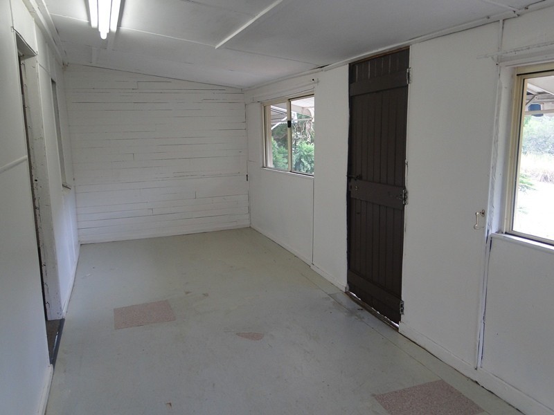 1652 RAGLAN STATION ROAD, Raglan QLD 4697