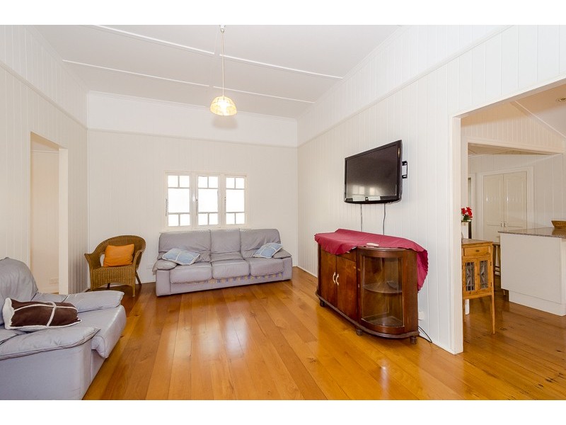 33 Harbour Terrace, Gladstone QLD 4680