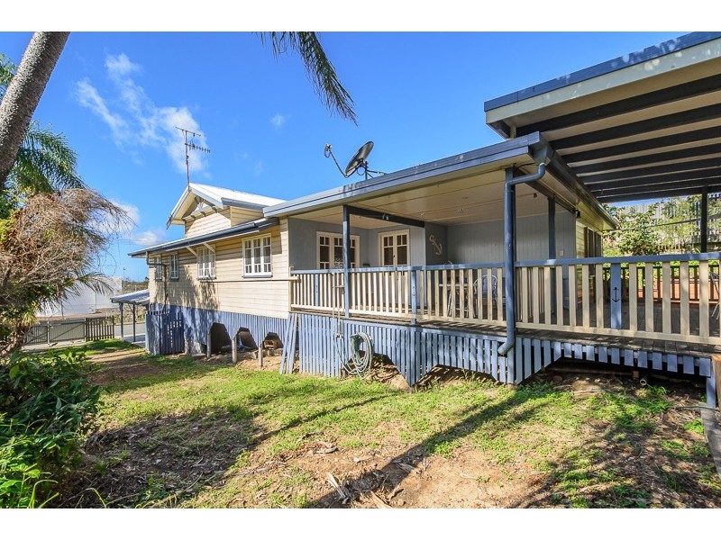 33 Harbour Terrace, Gladstone QLD 4680
