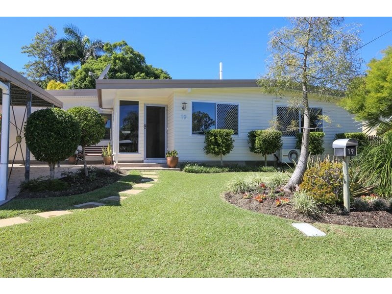 19 Banksia Avenue, Sun Valley QLD 4680