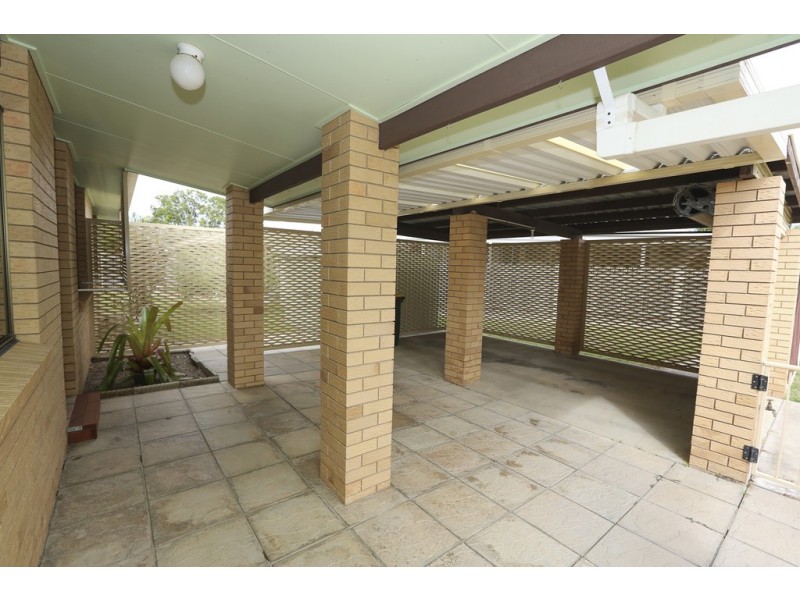 3 Seal Street, Boyne Island QLD 4680