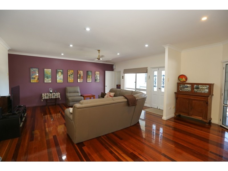 11 KOPPABELLA CL, South Gladstone QLD 4680