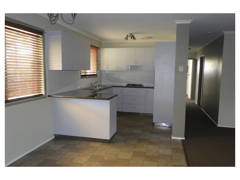 9 PASHLEY STREET, Clinton QLD 4680