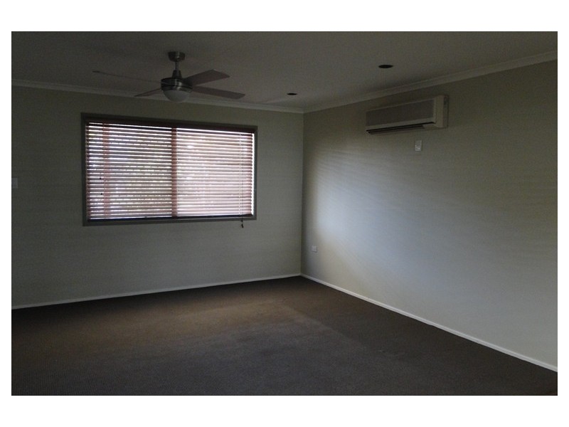 9 PASHLEY STREET, Clinton QLD 4680