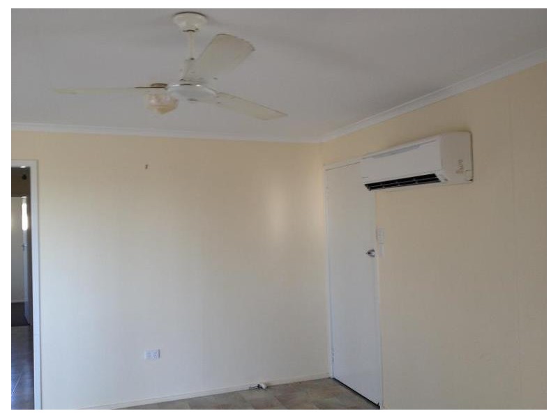 16 EMPEROR STREET, Toolooa QLD 4680