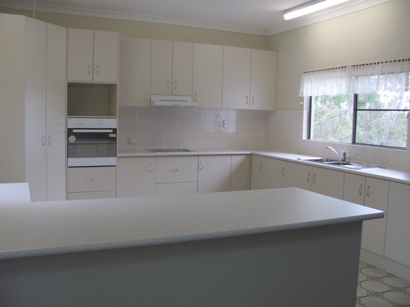 2 / 21 Marian Close, Sun Valley QLD 4680