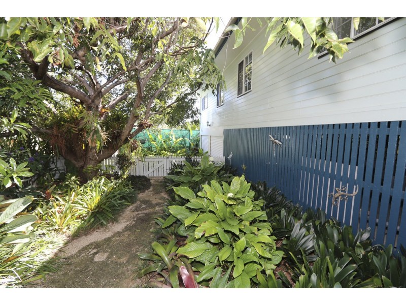 31 Watford Street, Telina QLD 4680