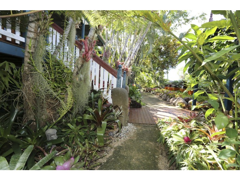 31 Watford Street, Telina QLD 4680