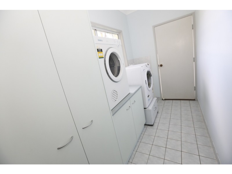 31 Watford Street, Telina QLD 4680