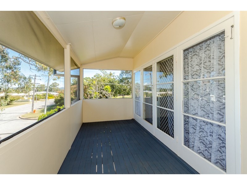 18 MELLEFONT ST, West Gladstone QLD 4680