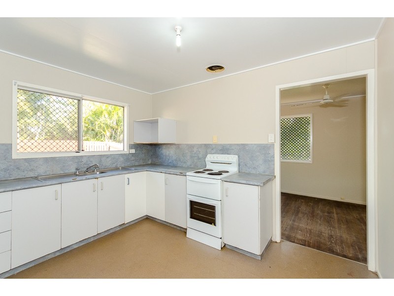 5 Dalton Street, Clinton QLD 4680