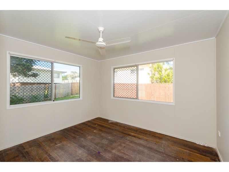 5 Dalton Street, Clinton QLD 4680
