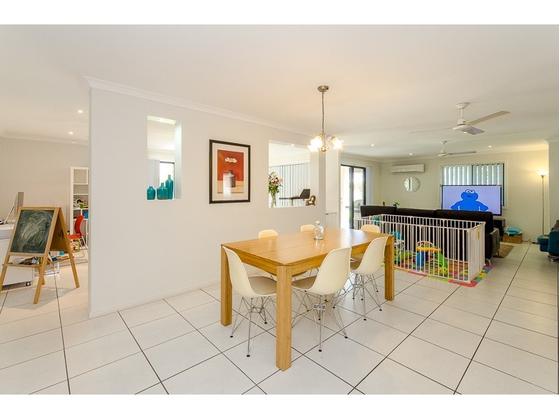 21 Huntington Court, New Auckland QLD 4680