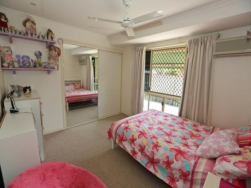 5 James Court, Telina QLD 4680