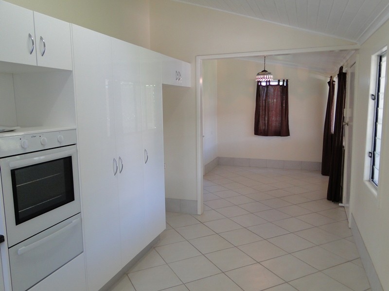 73 Tank Street, West Gladstone QLD 4680