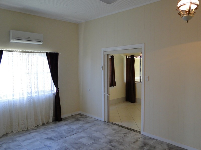 73 Tank Street, West Gladstone QLD 4680