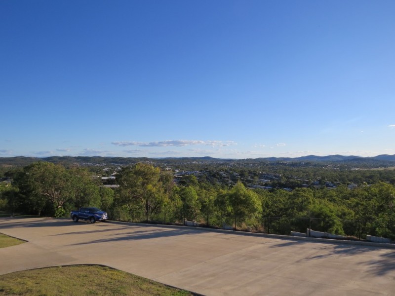 16 Trinity Place, West Gladstone QLD 4680