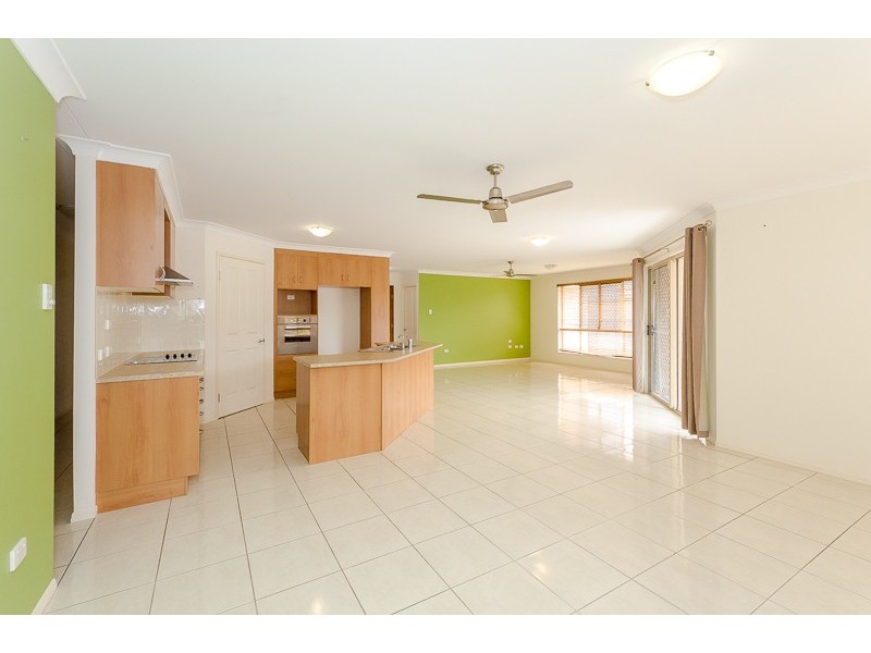 94 Penda Avenue, New Auckland QLD 4680