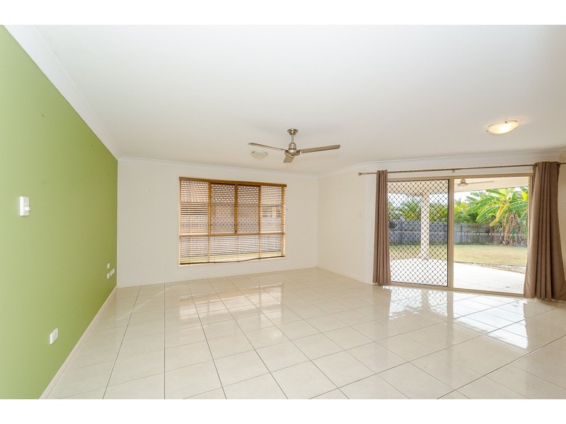 94 Penda Avenue, New Auckland QLD 4680