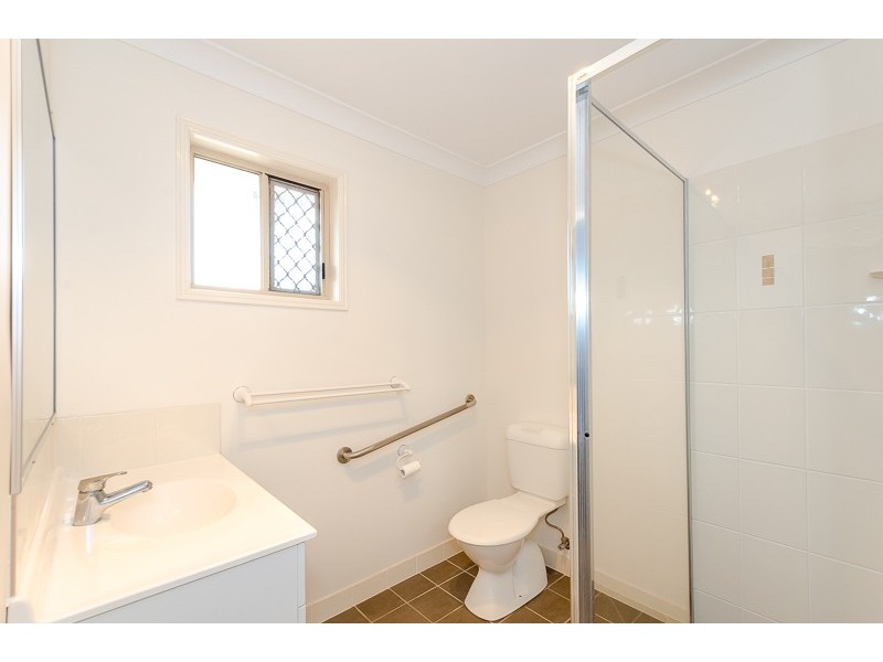 94 Penda Avenue, New Auckland QLD 4680