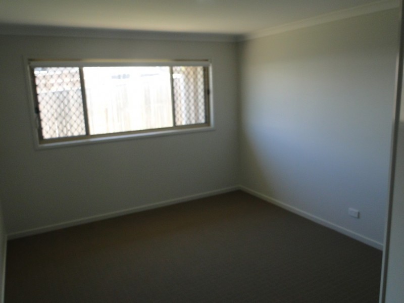 1 Goodnight Place, New Auckland QLD 4680