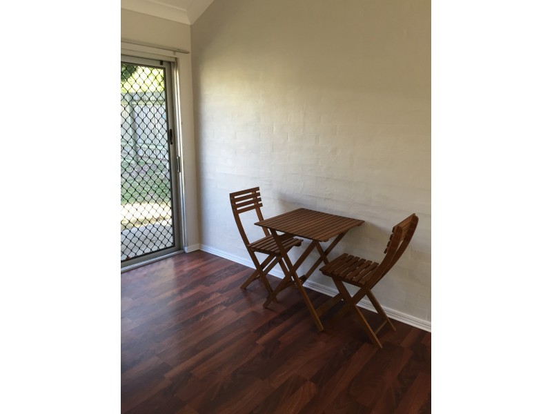 2/9 NOTHLING STREET, New Auckland QLD 4680