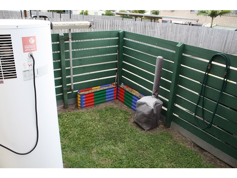 1/196 Auckland Street, South Gladstone QLD 4680