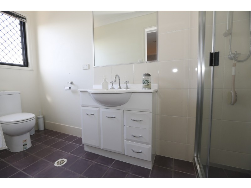 72 WHITBREAD RD, Clinton QLD 4680