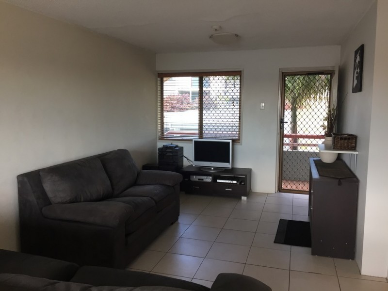 10/7 KENT STREET, West Gladstone QLD 4680