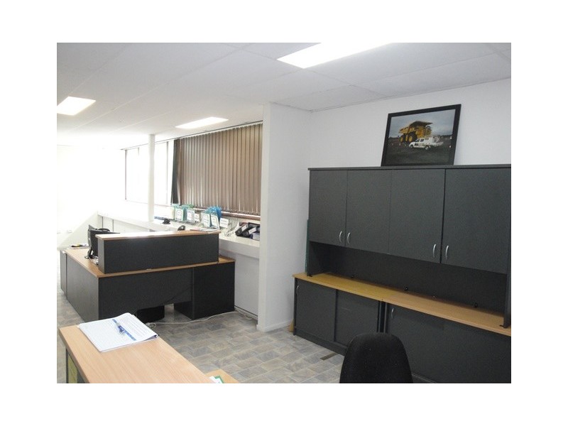 52 BENARABY ROAD, Gladstone QLD 4680