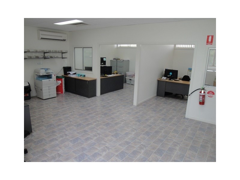 52 BENARABY ROAD, Gladstone QLD 4680