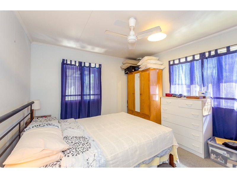 16 Chapman Street, West Gladstone QLD 4680