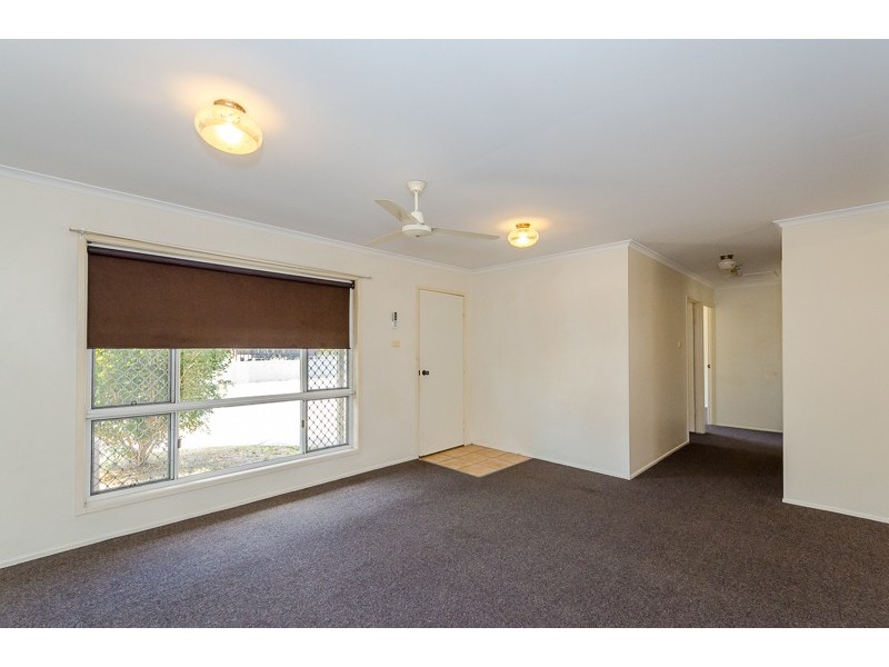 32 Beak Street, New Auckland QLD 4680