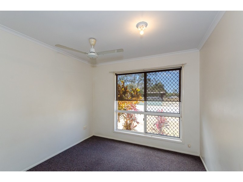 32 Beak Street, New Auckland QLD 4680