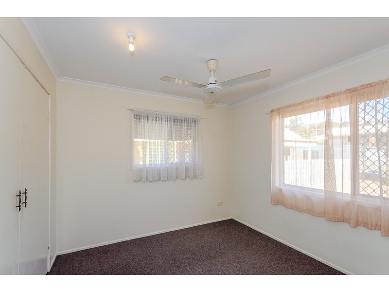 32 Beak Street, New Auckland QLD 4680