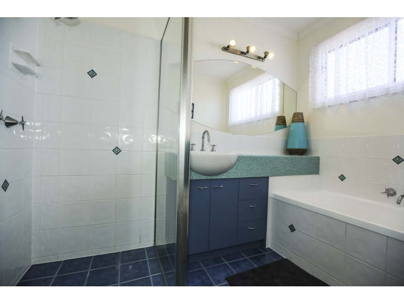 23 Clipper Terrace, South Gladstone QLD 4680