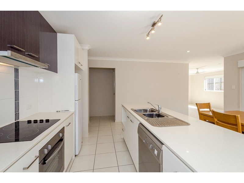 63 Daintree Boulevarde, New Auckland QLD 4680