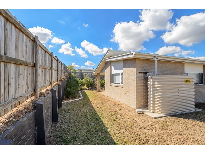 63 Daintree Boulevarde, New Auckland QLD 4680