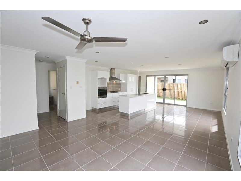 30 Harmony Drive, Clinton QLD 4680