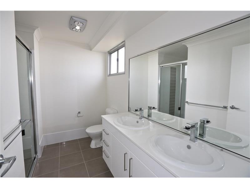 30 Harmony Drive, Clinton QLD 4680