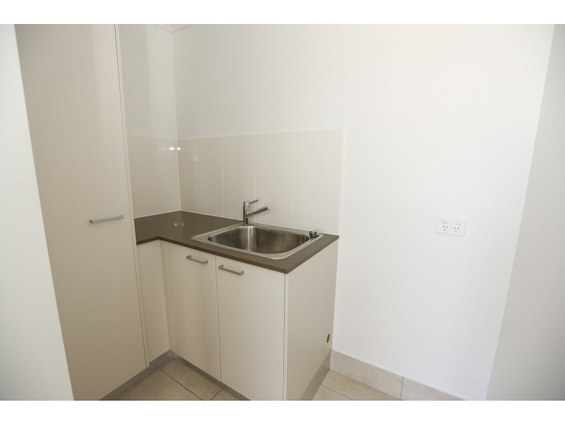 16 Scholes Way, Kirkwood QLD 4680