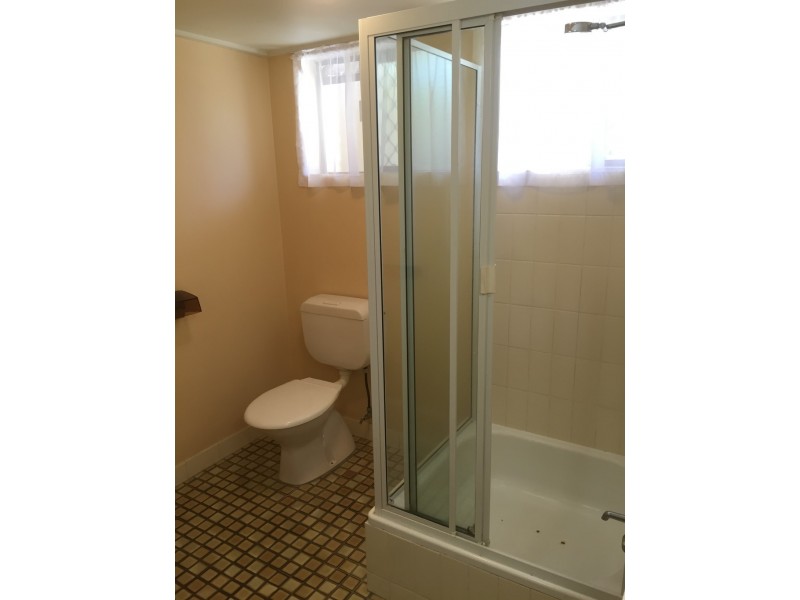 4/20 BARNEY ST, Barney Point QLD 4680