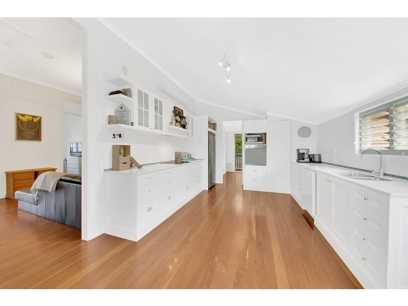 281 AUCKLAND STREET, South Gladstone QLD 4680