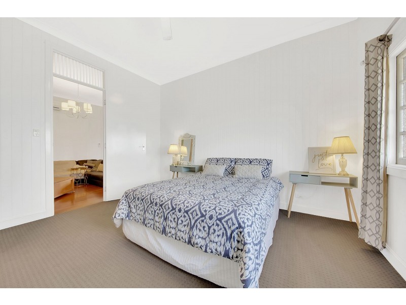 281 AUCKLAND STREET, South Gladstone QLD 4680