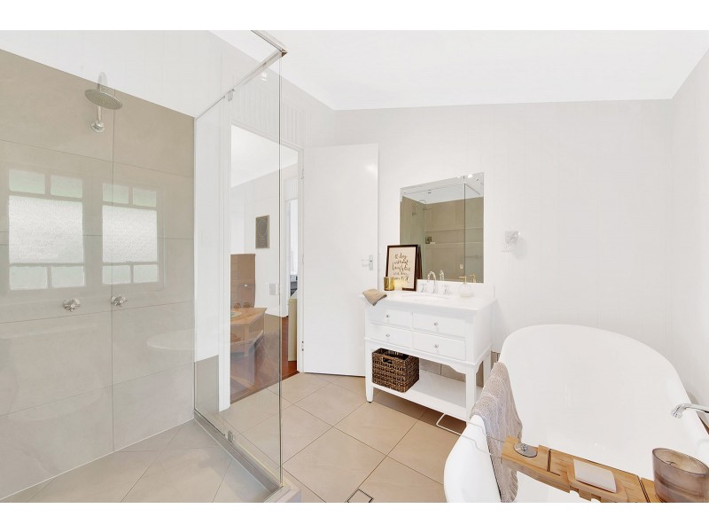 281 AUCKLAND STREET, South Gladstone QLD 4680