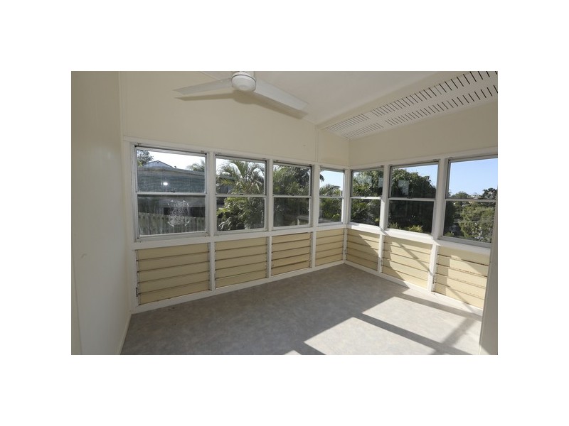 28 Rigby Crescent, West Gladstone QLD 4680