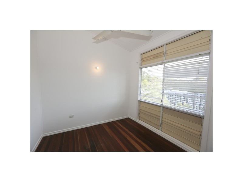 28 Rigby Crescent, West Gladstone QLD 4680