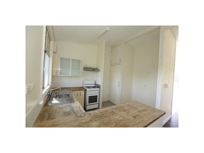 28 Rigby Crescent, West Gladstone QLD 4680