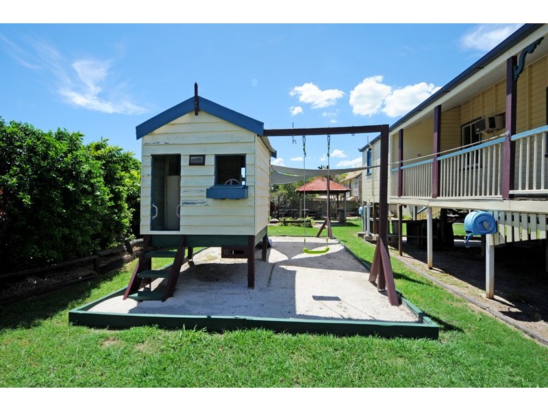 10 Pier Street, South Gladstone QLD 4680